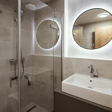 Sky Park Luxe Living *