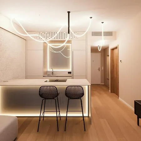 Sky Park Luxe Living Appartamento *
